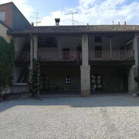 Cascina Raperonzolo Apartment Lonato del Garda